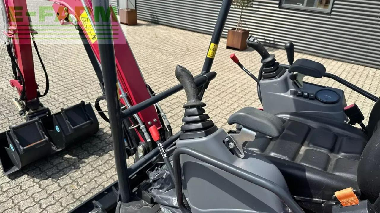 Yanmar vio17 - Мини-экскаватор: фото 5 Yanmar vio17 - Мини-экскаватор: фото 5