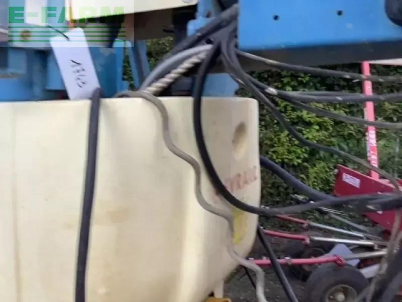 / meteor2500 - Прицепной опрыскиватель: фото 5 / meteor2500 - Прицепной опрыскиватель: фото 5