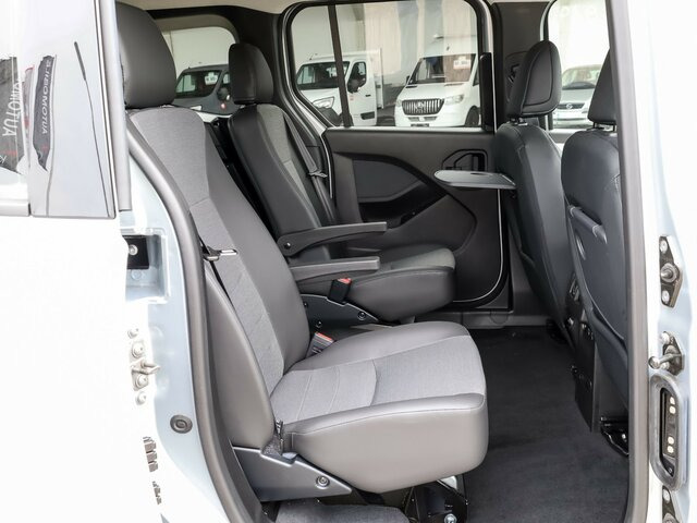 MERCEDES-BENZ T 180 Progressive,AMF Rollstuhlrampe,LED,Navi... - Другая техника: фото 3 MERCEDES-BENZ T 180 Progressive,AMF Rollstuhlrampe,LED,Navi... - Другая техника: фото 3