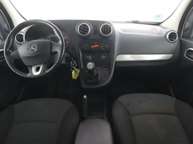 MERCEDES-BENZ Citan 111 Tourer,Klima,Sitzheizung,Tempomat,AHK... - Пассажирский фургон: фото 2 MERCEDES-BENZ Citan 111 Tourer,Klima,Sitzheizung,Tempomat,AHK... - Пассажирский фургон: фото 2