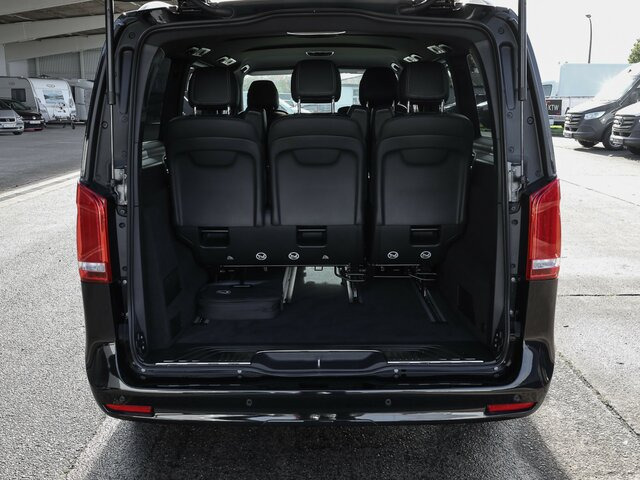 MERCEDES-BENZ EQV 300 Avantgarde Line,lang,7Sitze,2xKlima,LED... - Микроавтобус, Электробус: фото 2 MERCEDES-BENZ EQV 300 Avantgarde Line,lang,7Sitze,2xKlima,LED... - Микроавтобус, Электробус: фото 2