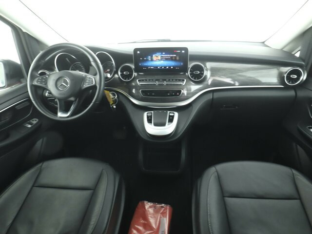 MERCEDES-BENZ EQV 300 Avantgarde,lang,8Sitzer,2Schiebetür,LED... - Микроавтобус, Электробус: фото 2 MERCEDES-BENZ EQV 300 Avantgarde,lang,8Sitzer,2Schiebetür,LED... - Микроавтобус, Электробус: фото 2