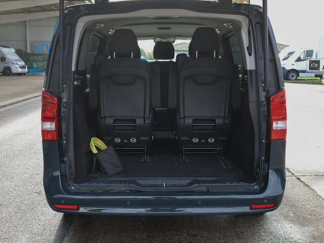 MERCEDES-BENZ EQV 300 lang,7Sitze,2xelektr.Schiebetür,EasyPack... - Пассажирский фургон, Электрический фургон: фото 2 MERCEDES-BENZ EQV 300 lang,7Sitze,2xelektr.Schiebetür,EasyPack... - Пассажирский фургон, Электрический фургон: фото 2