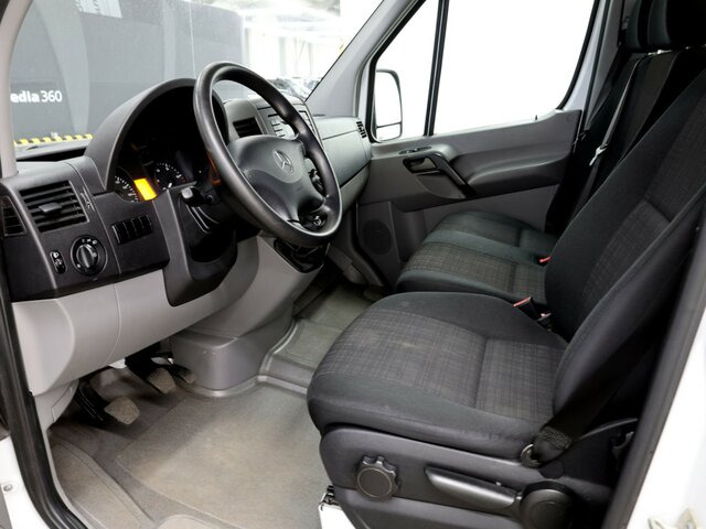 MERCEDES-BENZ Sprinter 214 CDI DOKA Pritsche,Klima,EURO6 - Малотоннажный бортовой грузовик, Грузопассажирский фургон: фото 2 MERCEDES-BENZ Sprinter 214 CDI DOKA Pritsche,Klima,EURO6 - Малотоннажный бортовой грузовик, Грузопассажирский фургон: фото 2