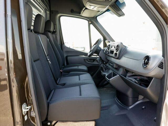 MERCEDES-BENZ Sprinter 311CDI KA,L2H2,Radio DAB,6 Gang - Цельнометаллический фургон: фото 4 MERCEDES-BENZ Sprinter 311CDI KA,L2H2,Radio DAB,6 Gang - Цельнометаллический фургон: фото 4