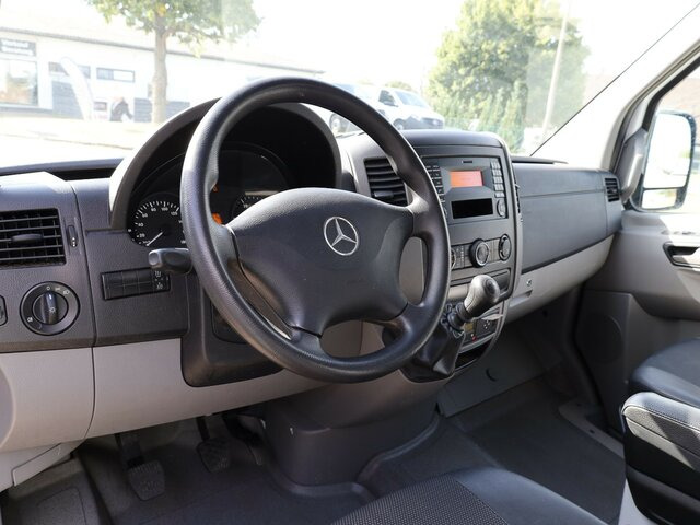 MERCEDES-BENZ Sprinter 316CDI DOKA,Allrad,AHK,TCO,Standhzg. - Тентованный фургон, Грузопассажирский фургон: фото 4 MERCEDES-BENZ Sprinter 316CDI DOKA,Allrad,AHK,TCO,Standhzg. - Тентованный фургон, Грузопассажирский фургон: фото 4