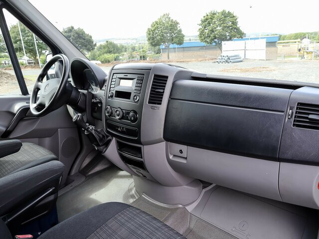 MERCEDES-BENZ Sprinter 316CDI DOKA,Allrad,Klima - Малотоннажный бортовой грузовик, Грузопассажирский фургон: фото 3 MERCEDES-BENZ Sprinter 316CDI DOKA,Allrad,Klima - Малотоннажный бортовой грузовик, Грузопассажирский фургон: фото 3