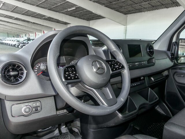 MERCEDES-BENZ Sprinter 317 CDI,3665mm,Automatik,Kamera - Цельнометаллический фургон: фото 4 MERCEDES-BENZ Sprinter 317 CDI,3665mm,Automatik,Kamera - Цельнометаллический фургон: фото 4