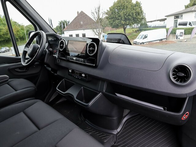 MERCEDES-BENZ Sprinter 317 CDI,3665mm,Automatik,Kamera... - Цельнометаллический фургон: фото 4 MERCEDES-BENZ Sprinter 317 CDI,3665mm,Automatik,Kamera... - Цельнометаллический фургон: фото 4