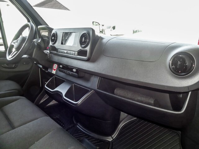 MERCEDES-BENZ Sprinter 317 CDI,3665mm,Automatik,Kamera... - Цельнометаллический фургон: фото 4 MERCEDES-BENZ Sprinter 317 CDI,3665mm,Automatik,Kamera... - Цельнометаллический фургон: фото 4