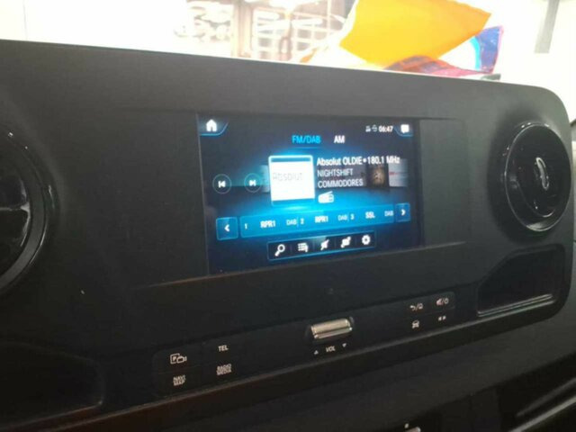 MERCEDES-BENZ Sprinter 317 CDI Kasten,L2H2,MBUX,Kamera... - Цельнометаллический фургон: фото 4 MERCEDES-BENZ Sprinter 317 CDI Kasten,L2H2,MBUX,Kamera... - Цельнометаллический фургон: фото 4