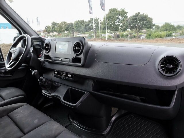 MERCEDES-BENZ Sprinter 317 CDI Kasten,L2H2,MBUX,Kamera... - Цельнометаллический фургон: фото 4 MERCEDES-BENZ Sprinter 317 CDI Kasten,L2H2,MBUX,Kamera... - Цельнометаллический фургон: фото 4