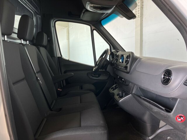 MERCEDES-BENZ Sprinter 317 Maxi,Automatik,MBUX,Kamera,Klima... - Цельнометаллический фургон: фото 2 MERCEDES-BENZ Sprinter 317 Maxi,Automatik,MBUX,Kamera,Klima... - Цельнометаллический фургон: фото 2