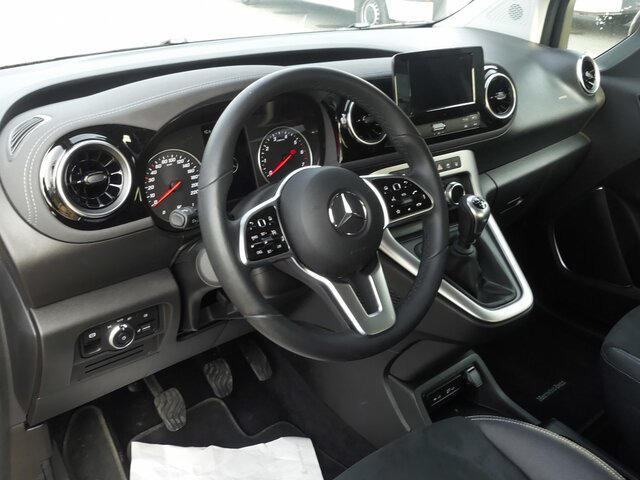 MERCEDES-BENZ T 180 Progressive,MBUX,LED,Navi,Kamera,Tempomat - Пассажирский фургон: фото 4 MERCEDES-BENZ T 180 Progressive,MBUX,LED,Navi,Kamera,Tempomat - Пассажирский фургон: фото 4