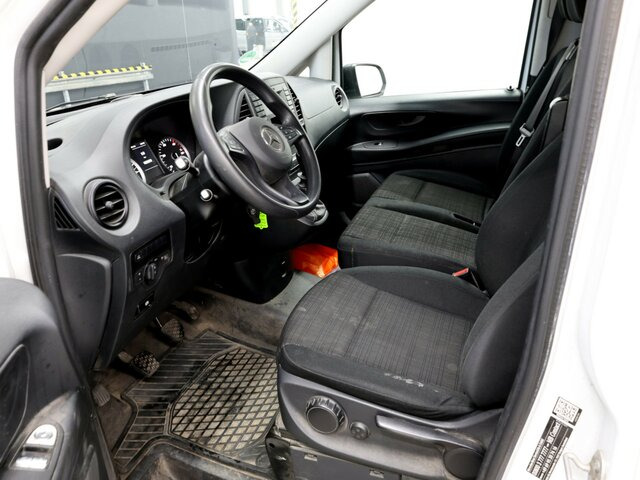 MERCEDES-BENZ Vito114CDI KA lang ,Klima,SortimoRegalsystem... - Легковой фургон: фото 2 MERCEDES-BENZ Vito114CDI KA lang ,Klima,SortimoRegalsystem... - Легковой фургон: фото 2