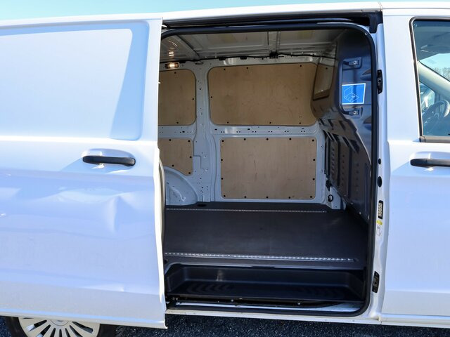 MERCEDES-BENZ Vito116CDI KA lang,Automatik,Klima,Tempomat... - Легковой фургон: фото 2 MERCEDES-BENZ Vito116CDI KA lang,Automatik,Klima,Tempomat... - Легковой фургон: фото 2