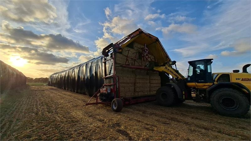 Pomi WRAP 12 - Обмотчик рулонов: фото 2 Pomi WRAP 12 - Обмотчик рулонов: фото 2