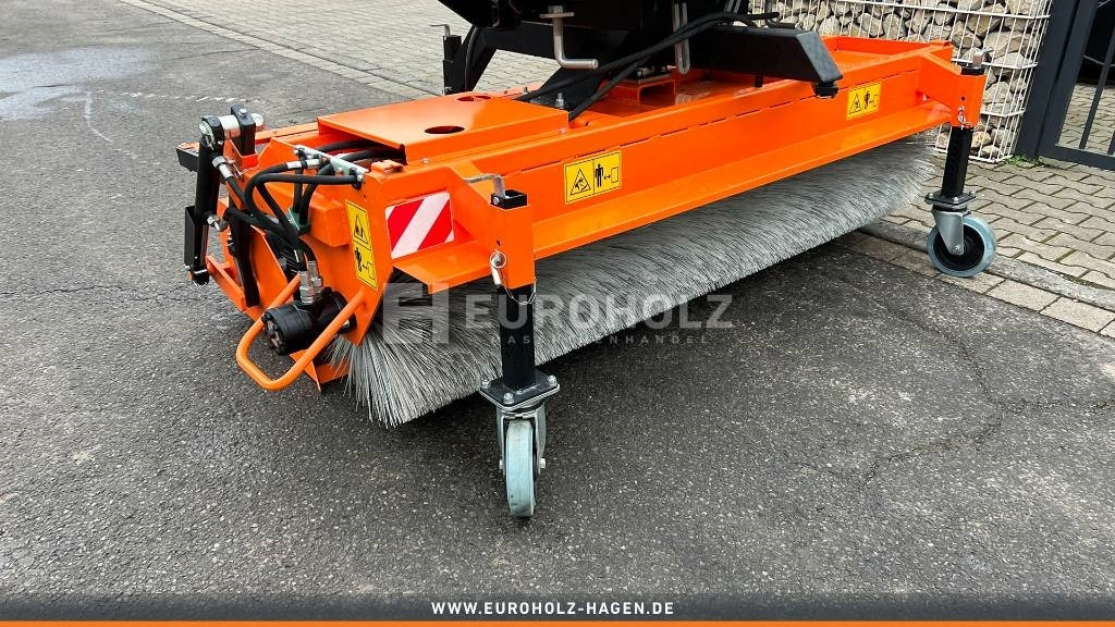 Kehrmaschine ZM2000 - Щетка для Коммунальной и специальной техники: фото 4 Kehrmaschine ZM2000 - Щетка для Коммунальной и специальной техники: фото 4