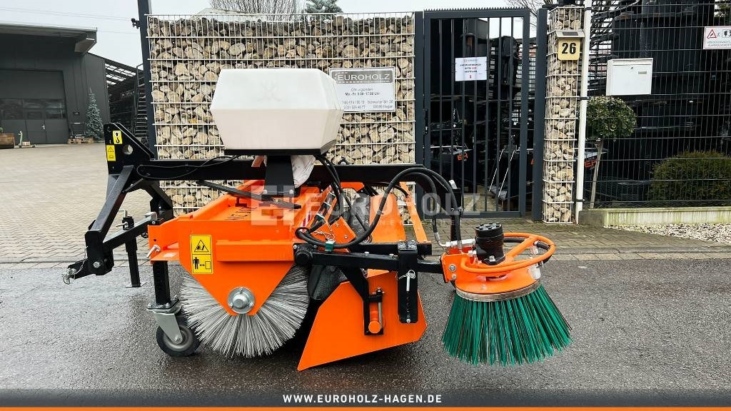 Kehrmaschine ZM2000 mit Seitenbesen - Щетка для Коммунальной и специальной техники: фото 3 Kehrmaschine ZM2000 mit Seitenbesen - Щетка для Коммунальной и специальной техники: фото 3