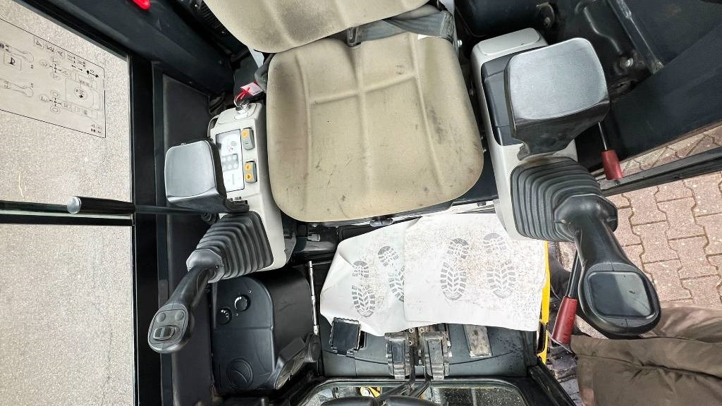 Мини-экскаватор Komatsu PC 16 R-3HS, Minibagger mit Schnellwechsler MS 01: фото 8 Мини-экскаватор Komatsu PC 16 R-3HS, Minibagger mit Schnellwechsler MS 01: фото 8