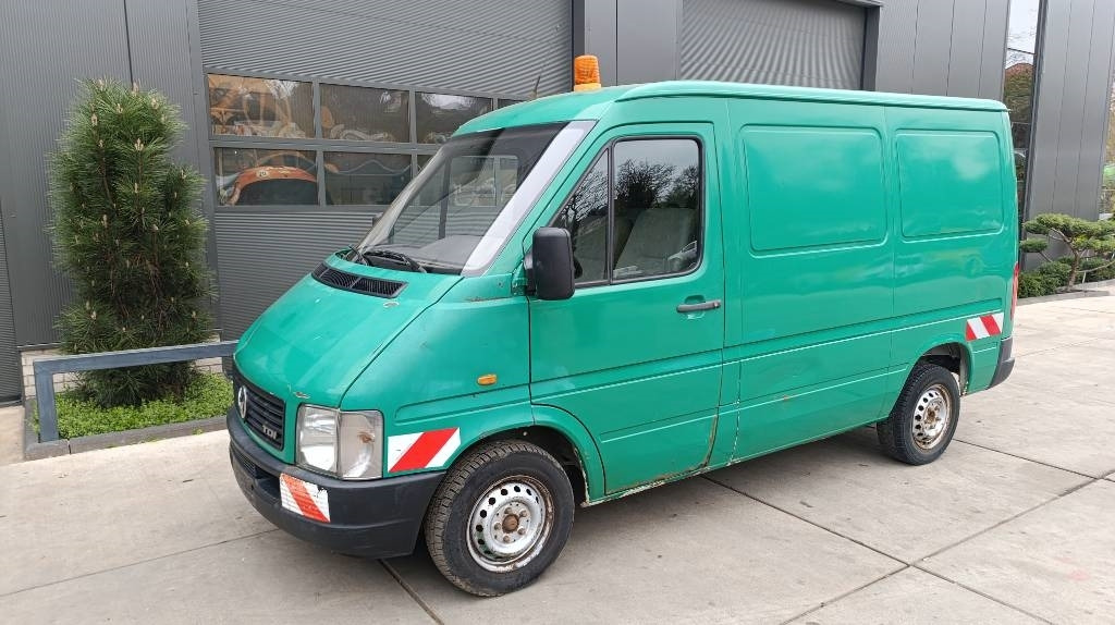 Volkswagen LT 28 Kastenwagen Werkstattsschränke Motorschaden - Фургон с закрытым кузовом: фото 2 Volkswagen LT 28 Kastenwagen Werkstattsschränke Motorschaden - Фургон с закрытым кузовом: фото 2