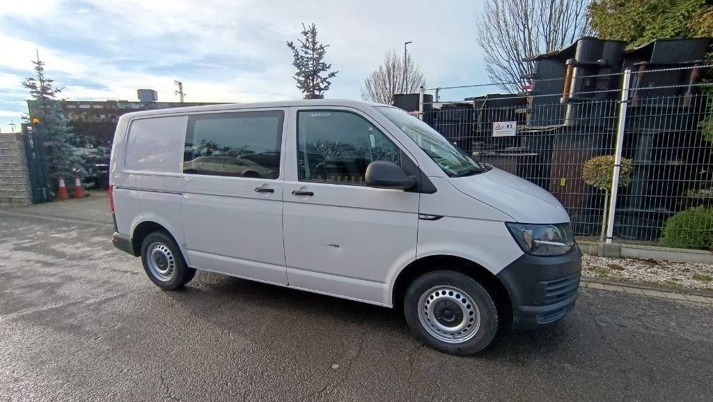 Volkswagen T5 2.0 TDI Kastenwagen, 8x Reifen, PDC, Klima, AHK - Легковой фургон: фото 2 Volkswagen T5 2.0 TDI Kastenwagen, 8x Reifen, PDC, Klima, AHK - Легковой фургон: фото 2