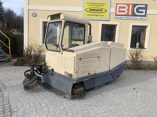 Amros 1250 Kehrmaschine - Подметально-уборочная машина: фото 4 Amros 1250 Kehrmaschine - Подметально-уборочная машина: фото 4