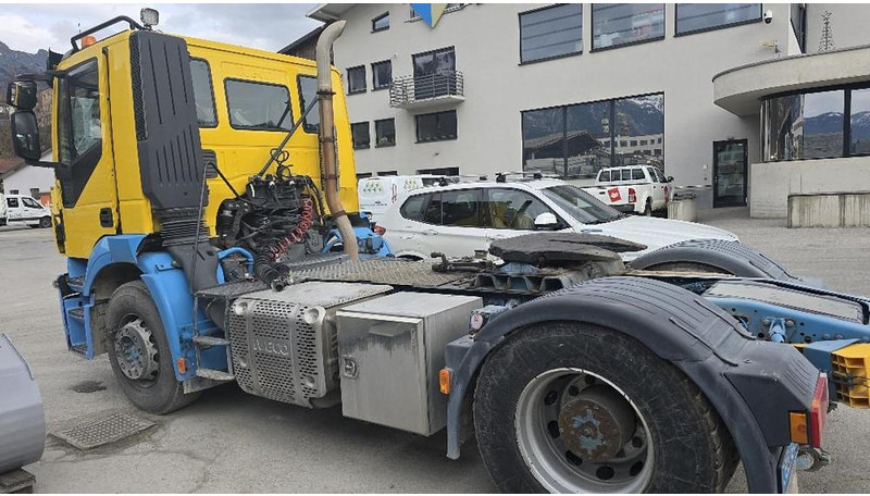 Iveco Strallis 4x2 Sattelzugmaschine mit Kipphydraulik - Грузовик-контейнеровоз/ Сменный кузов: фото 2 Iveco Strallis 4x2 Sattelzugmaschine mit Kipphydraulik - Грузовик-контейнеровоз/ Сменный кузов: фото 2