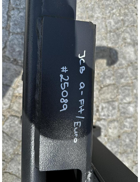 Big Adapter JCB Q-Fit passend zu Euro Aufnahme - Навесное оборудование: фото 4 Big Adapter JCB Q-Fit passend zu Euro Aufnahme - Навесное оборудование: фото 4