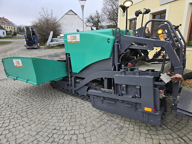 Vögele Super 800 Asphaltfertiger - Асфальтоукладочная техника: фото 3 Vögele Super 800 Asphaltfertiger - Асфальтоукладочная техника: фото 3