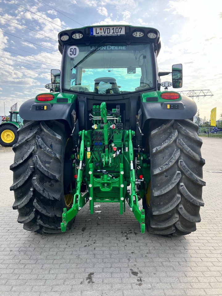 John Deere 6R 175 - Трактор: фото 3 John Deere 6R 175 - Трактор: фото 3