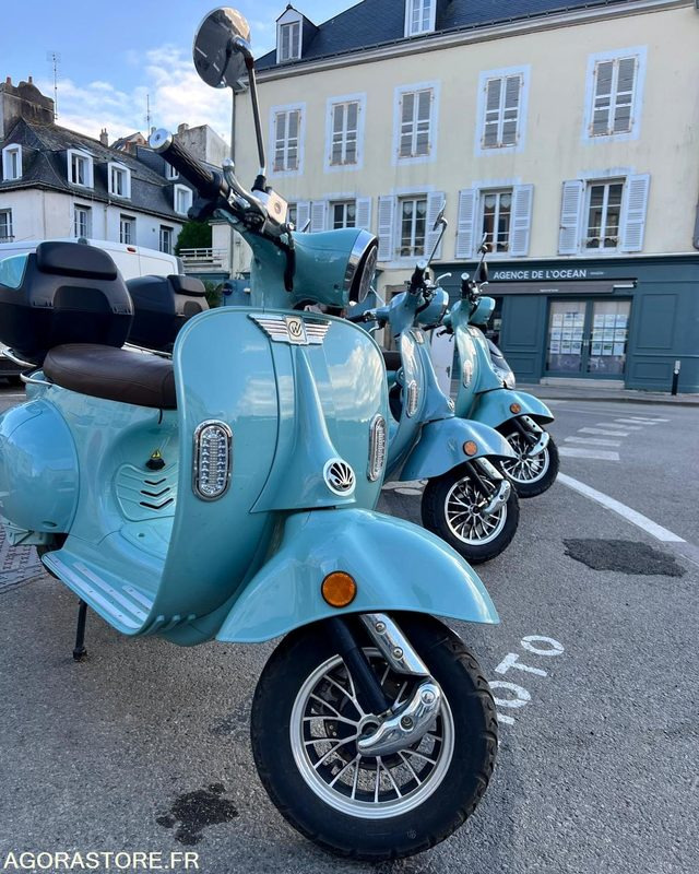 1 Scooter e-retro 50cc - Easy Watts - Мотоцикл: фото 2 1 Scooter e-retro 50cc - Easy Watts - Мотоцикл: фото 2