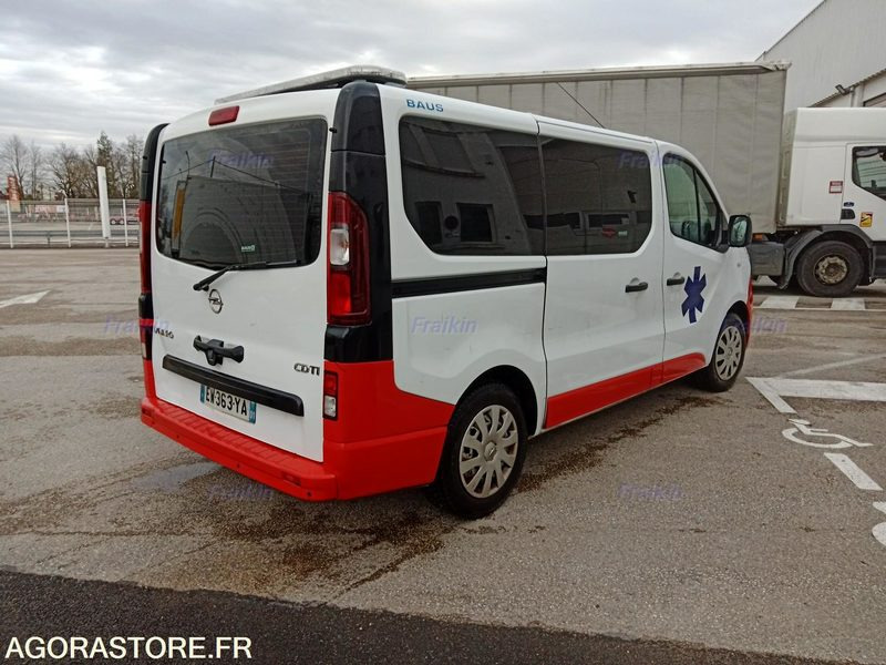 AMBULANCE VIVARO OPEL - 2018 / 304338 KM - EW363YA - Легковой фургон: фото 3 AMBULANCE VIVARO OPEL - 2018 / 304338 KM - EW363YA - Легковой фургон: фото 3