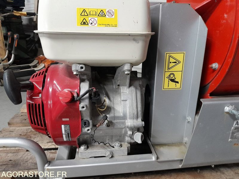 Aspirateur à feuilles du ridelles (AS118 - Садовое оборудование: фото 4 Aspirateur à feuilles du ridelles (AS118 - Садовое оборудование: фото 4