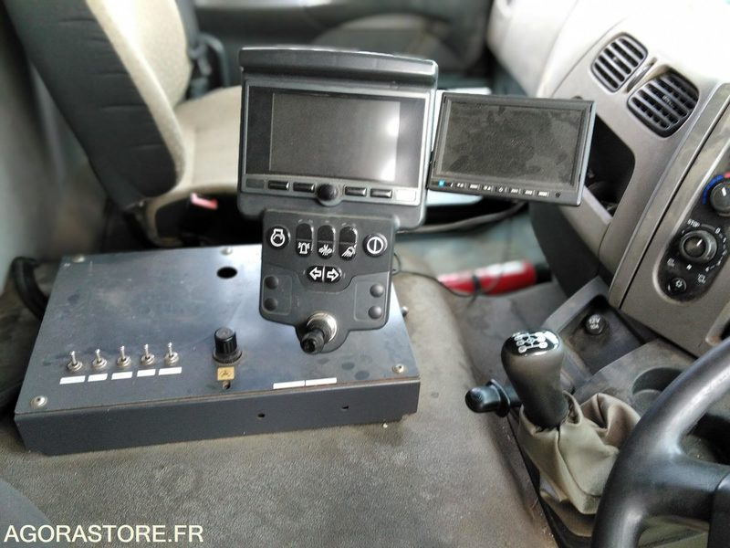 BALAYEUSE DM-075-AD - Подметально-уборочная машина: фото 2 BALAYEUSE DM-075-AD - Подметально-уборочная машина: фото 2