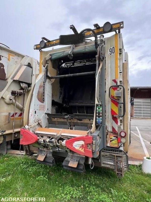 BENNE A ORDURES MENAGERES RENAULT - Мусоровоз: фото 4 BENNE A ORDURES MENAGERES RENAULT - Мусоровоз: фото 4