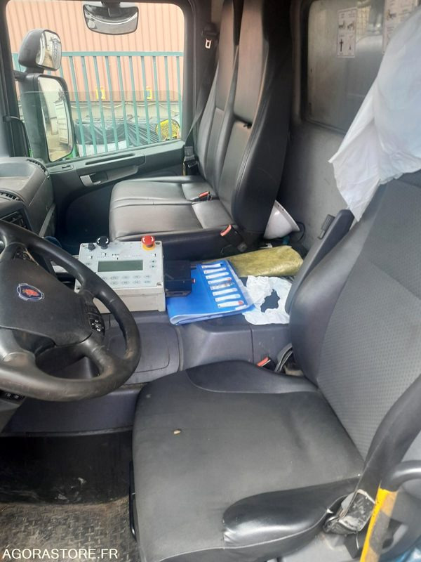 BOM 26T SCANIA GNC (6071-66ICAM571X) - Мусоровоз: фото 2 BOM 26T SCANIA GNC (6071-66ICAM571X) - Мусоровоз: фото 2