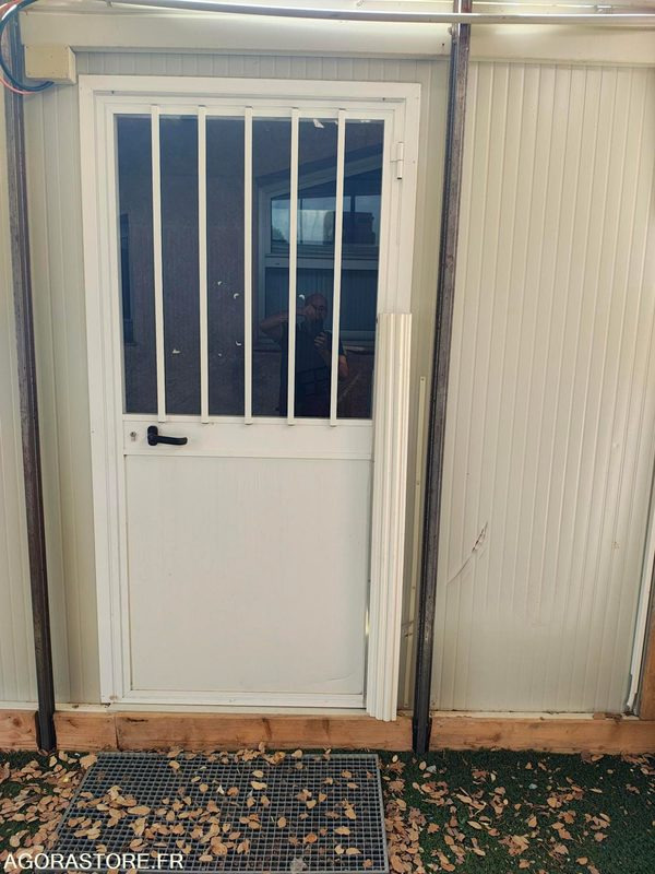 BUGNALOWS AVEC SANITAIRES ENFANTS - Жилой контейнер: фото 2 BUGNALOWS AVEC SANITAIRES ENFANTS - Жилой контейнер: фото 2