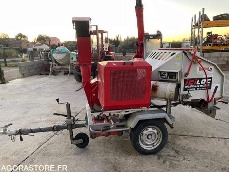 Broyeur de végétaux BUGNOT B55 Série N56 - Садовое оборудование: фото 1 Broyeur de végétaux BUGNOT B55 Série N56 - Садовое оборудование: фото 1