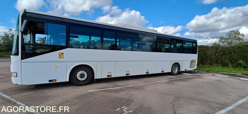 CAR IRISBUS - CROSSWAY -MEC 2009 / 383293 KM - CW183YR (10304) - Школьный автобус: фото 2 CAR IRISBUS - CROSSWAY -MEC 2009 / 383293 KM - CW183YR (10304) - Школьный автобус: фото 2