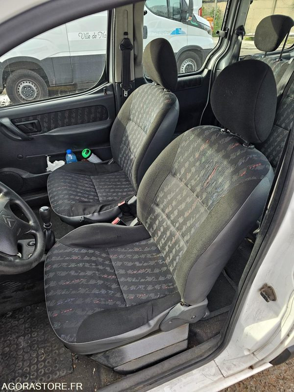 CITROEN BERLINGO - 2008 -149033KM -145FMA92 - Легковой автомобиль: фото 5 CITROEN BERLINGO - 2008 -149033KM -145FMA92 - Легковой автомобиль: фото 5