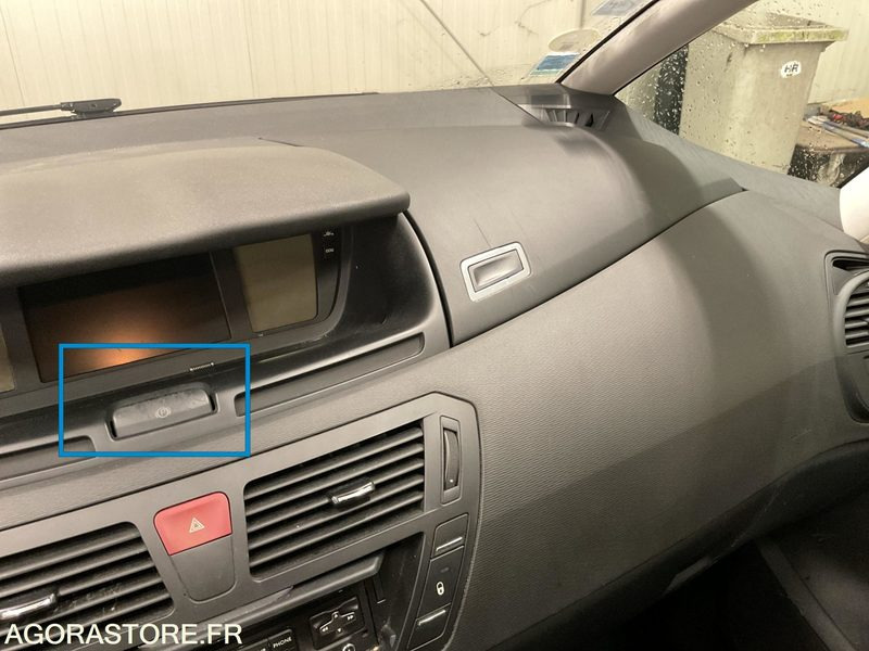 Легковой автомобиль CITROEN-C4-PICASSO-2L-HDI-110: фото 39