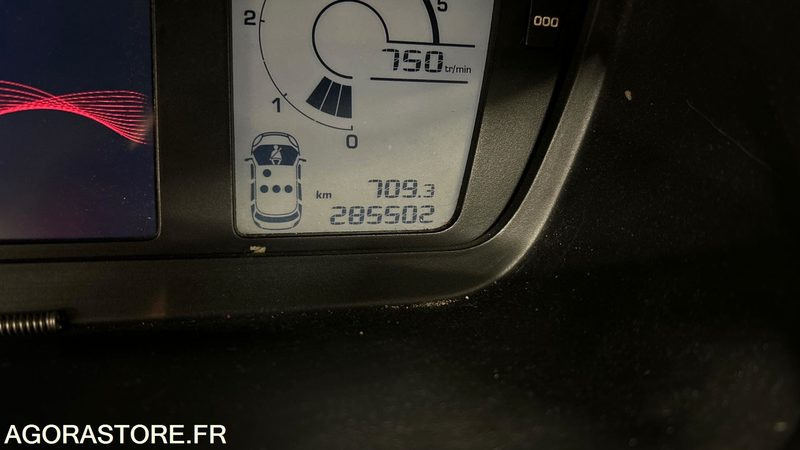 Легковой автомобиль CITROEN-C4-PICASSO-2L-HDI-110: фото 9