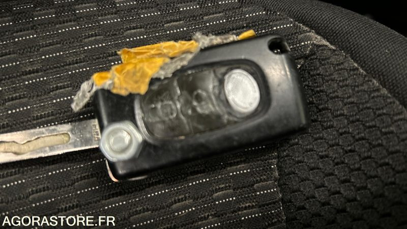 Легковой автомобиль CITROEN-C4-PICASSO-2L-HDI-110: фото 37