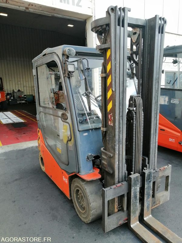 Chariot Toyota 8FBMT35 - 2015 (5210) - Электропогрузчик: фото 2 Chariot Toyota 8FBMT35 - 2015 (5210) - Электропогрузчик: фото 2