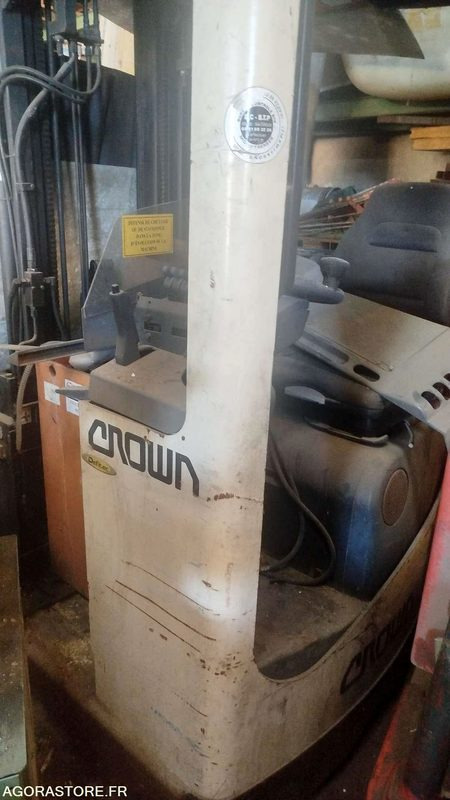 Chariot élévateur CROWN - EN PANNE - Инструмент/ Оборудование: фото 1 Chariot élévateur CROWN - EN PANNE - Инструмент/ Оборудование: фото 1