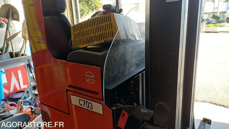 Chariot retractable (Cat.5 R489) Toyota RRE2 5600H (C703) - Вилочный погрузчик: фото 3 Chariot retractable (Cat.5 R489) Toyota RRE2 5600H (C703) - Вилочный погрузчик: фото 3