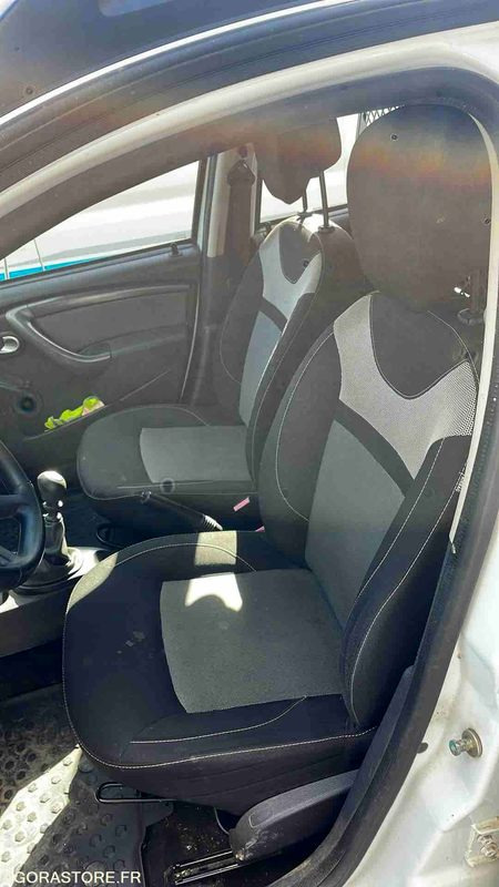 DACIA DUSTER - 2017 - 165790KM - EP996QE - Внедорожник: фото 5 DACIA DUSTER - 2017 - 165790KM - EP996QE - Внедорожник: фото 5