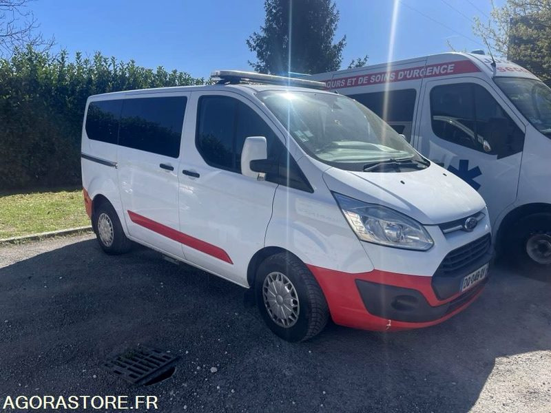 DQ-048-QV - Non Roulant - Pour pièces - FORD CUSTOM - VASP - 361 398 Kms - Машина скорой помощи: фото 2 DQ-048-QV - Non Roulant - Pour pièces - FORD CUSTOM - VASP - 361 398 Kms - Машина скорой помощи: фото 2