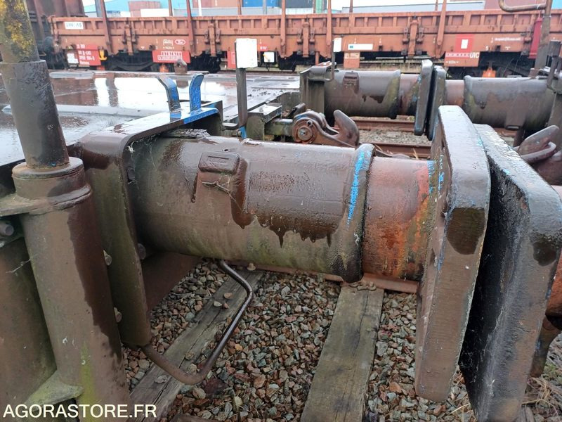 Wagon plat intermodal type Sggnss – modèle 6432B0-4, 72 pieds - 2004 (ref 1587) - Другая техника: фото 5 Wagon plat intermodal type Sggnss – modèle 6432B0-4, 72 pieds - 2004 (ref 1587) - Другая техника: фото 5